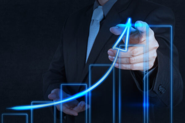 5 Restaurant Trends Shaping 2025—And How FinAcct360 Helps You Profit From Them